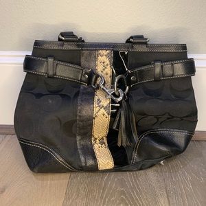 A Coach purse